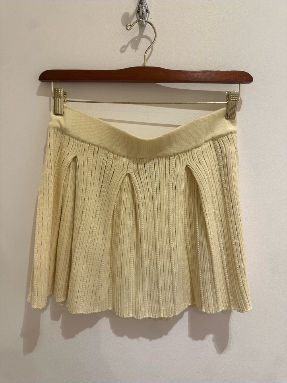 Hippie Rose Cream Ribbed Pleated Mini Skirt